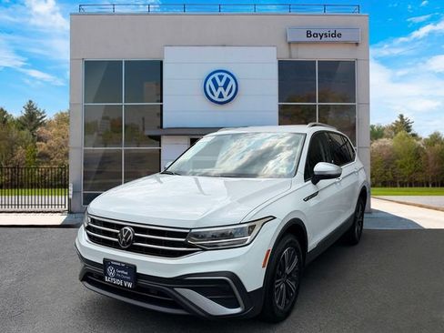 Certified 2024 Volkswagen Tiguan Wolfsburg Edition AWD/4WD image 4