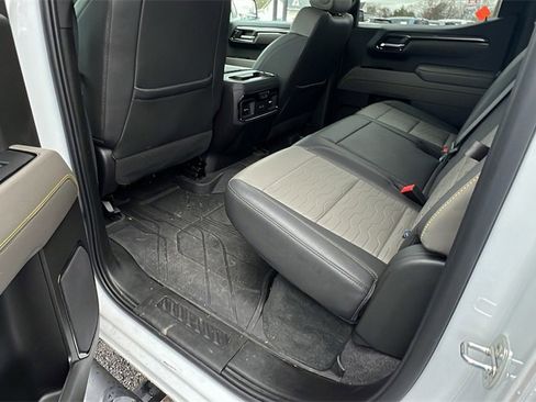 Used 2024 Chevrolet Silverado 1500 ZR2 w/ Technology Package image 21