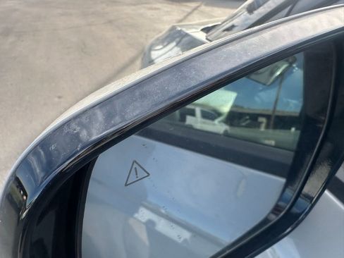 Used 2024 Kia Carnival SX image 28