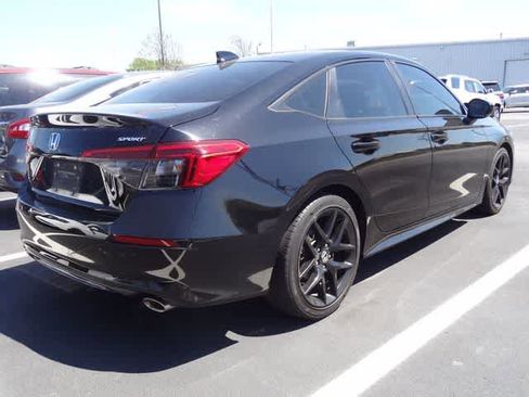 Used 2024 Honda Civic Sport image 6