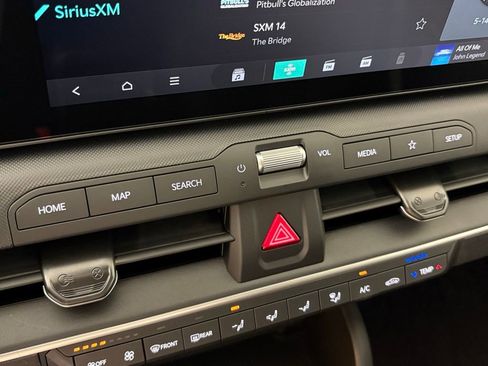 New 2026 Kia K4 FWD image 25