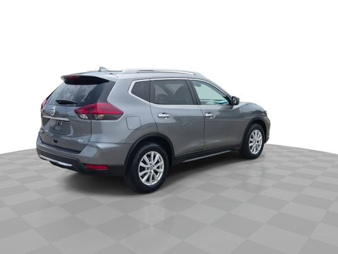Used 2020 Nissan Rogue SV FWD image 8