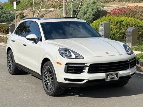 Used 2021 Porsche Cayenne image 12
