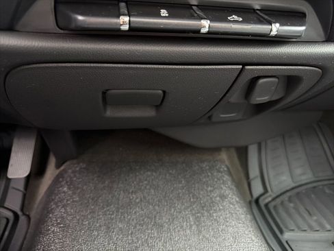 Used 2015 GMC Sierra 1500 2WD Regular Cab w/ Sierra Convenience Package image 20