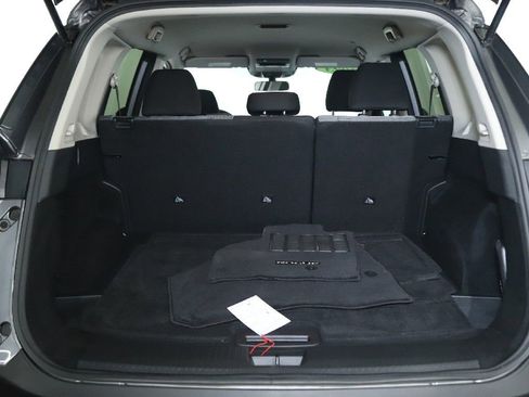 Certified 2023 Nissan Rogue SV AWD/4WD image 32