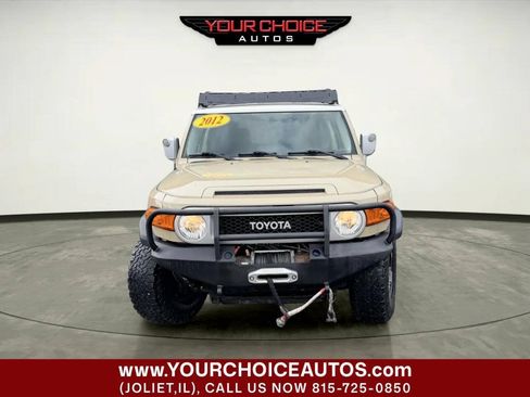 Used 2012 Toyota FJ Cruiser 4WD w/ Upgrade Pkg image 11
