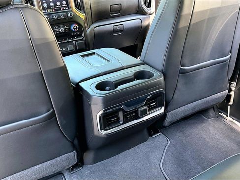 Used 2022 Chevrolet Silverado 1500 High Country AWD/4WD image 34