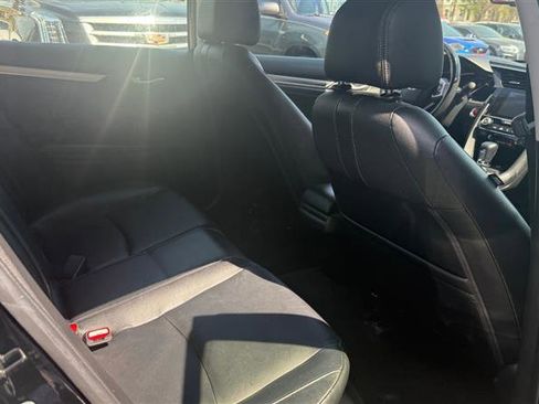 Used 2018 Honda Civic EX-L image 18