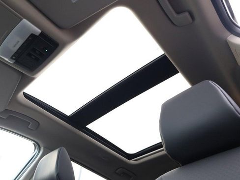 New 2026 Nissan Rogue SV image 8