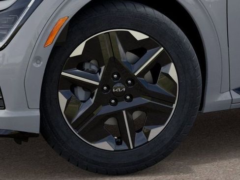 New 2025 Kia EV6 GT-Line image 9