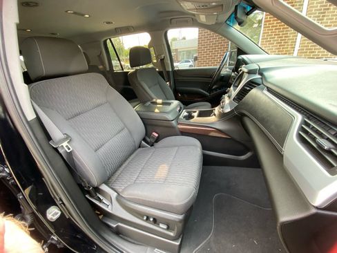 Used 2019 GMC Yukon SLE w/ Convenience Package AWD/4WD image 32