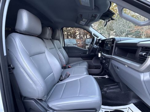 Used 2024 Ford F250 XL w/ Snow Plow Prep Package image 35