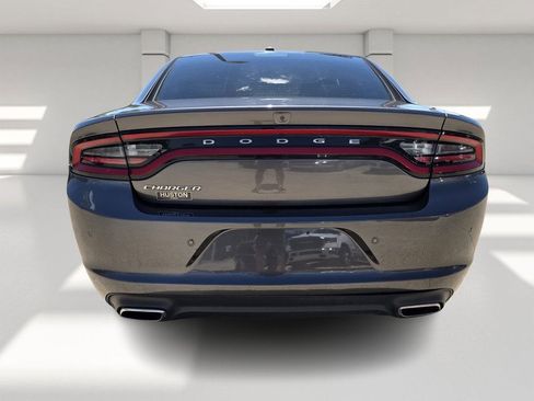 Certified 2022 Dodge Charger SXT w/ Leather Interior Group RWD image 4
