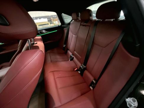 Used 2023 BMW i4 eDrive35 w/ Premium Package image 28