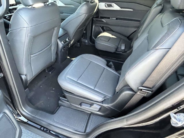 New 2027 Ford Explorer Active w/ Active Comfort Package RWD image 14