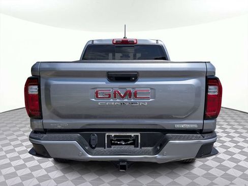 Used 2025 GMC Canyon Elevation w/ Convenience Package AWD/4WD image 5
