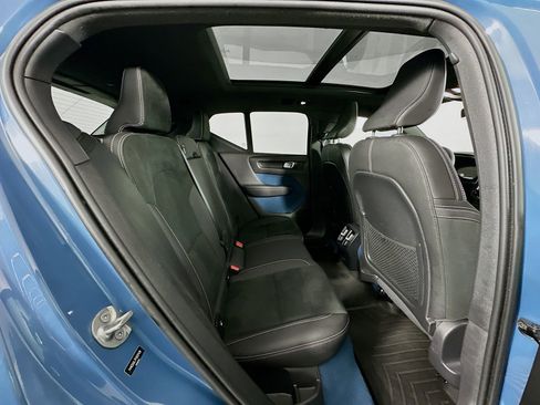 Used 2023 Volvo XC40 Recharge Plus AWD/4WD image 28