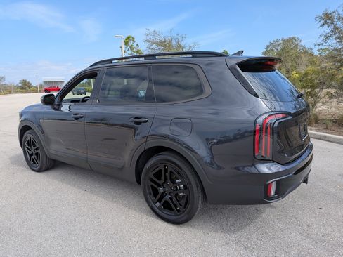 Used 2025 Kia Telluride EX X-Line image 7