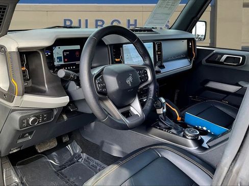 Used 2022 Ford Bronco Badlands image 19