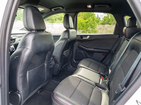 Used 2023 Ford Escape ST-Line Select AWD/4WD image 20