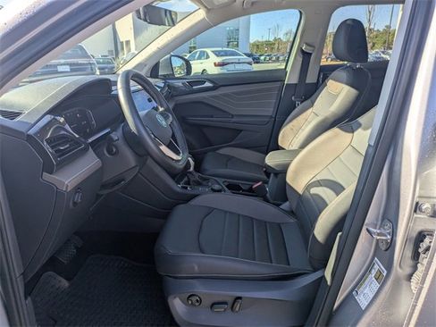 Certified 2024 Volkswagen Taos SEL image 21