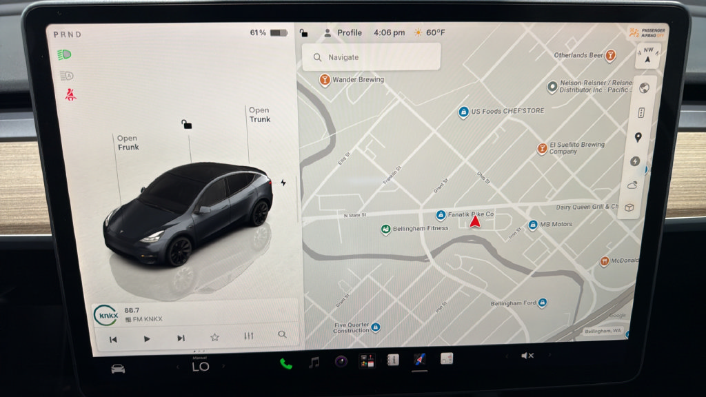 Used 2022 Tesla Model Y Long Range AWD/4WD image 26