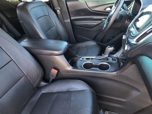 Used 2020 Chevrolet Equinox Premier image 15