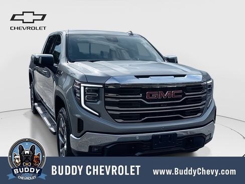 Used 2025 GMC Sierra 1500 SLT w/ SLT Premium Plus Package AWD/4WD image 1