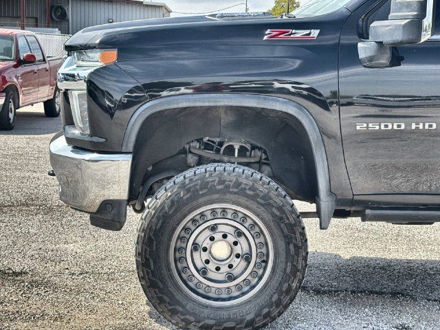 Used 2021 Chevrolet Silverado 2500 LTZ w/ LTZ Convenience Package AWD/4WD image 10