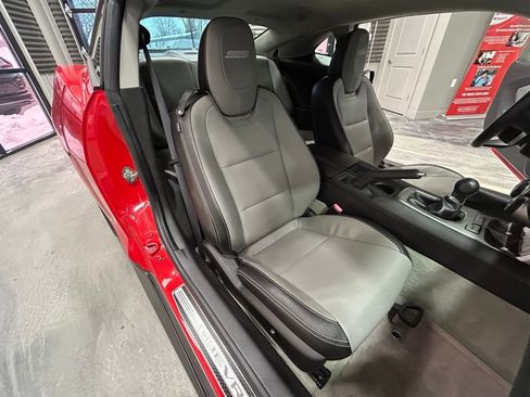 Used 2010 Chevrolet Camaro SS w/ LPO, Ground Effects Package image 5