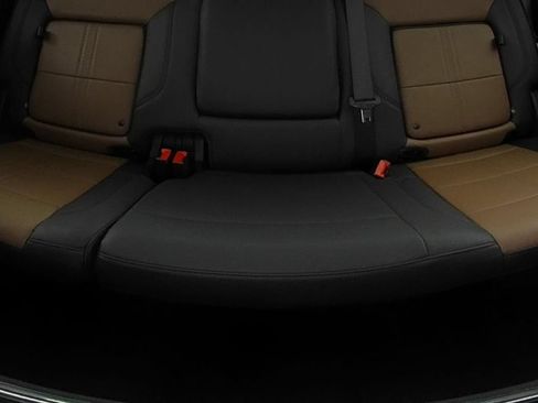 Used 2024 Chevrolet Silverado 2500 High Country w/ High Country Premium Package AWD/4WD image 16
