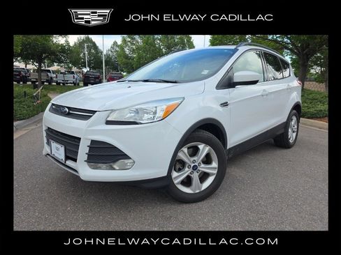 Used 2015 Ford Escape SE w/ Equipment Group 201A AWD/4WD image 1