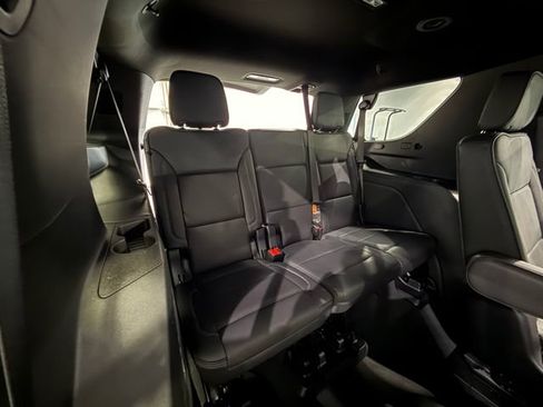 Certified 2025 GMC Yukon Denali image 14