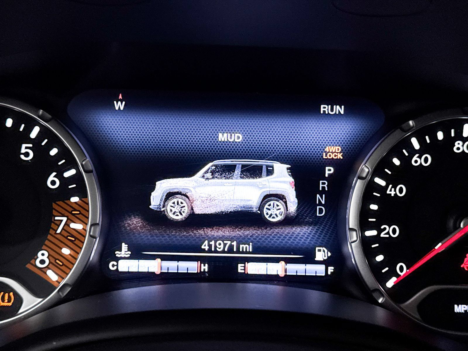 Used 2023 Jeep Renegade Trailhawk w/ Trailhawk Elite Group AWD/4WD image 11