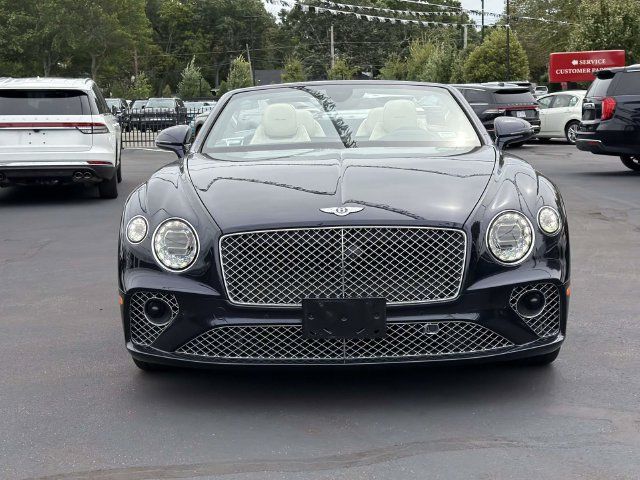 Used 2023 Bentley Continental GT Azure AWD/4WD image 10
