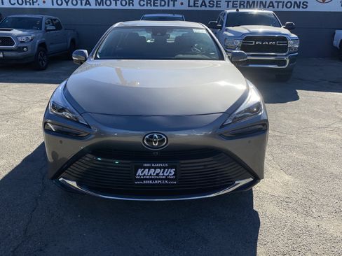 Used 2023 Toyota Mirai w/ Advanced Technology Package RWD image 3