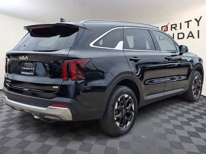 Used 2024 Kia Sorento S