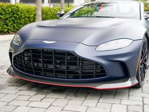 Used 2023 Aston Martin V12 Vantage V12 Roadster image 41