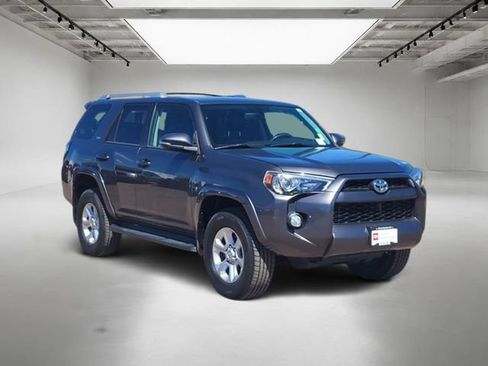 Used 2018 Toyota 4Runner SR5 Premium AWD/4WD image 8