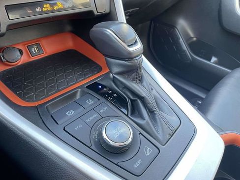 Used 2024 Toyota RAV4 Adventure image 30