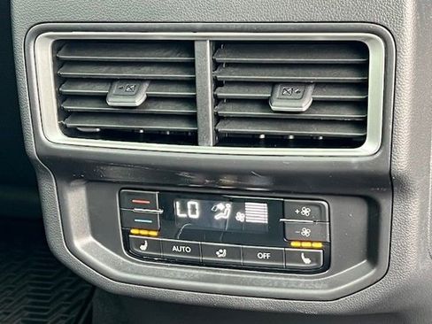 New 2026 Volkswagen Atlas SEL Premium R-Line image 17