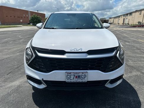 Certified 2023 Kia Sportage EX FWD image 2