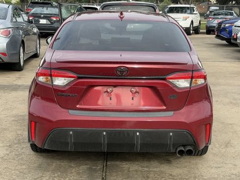 Used 2024 Toyota Corolla SE FWD image 5
