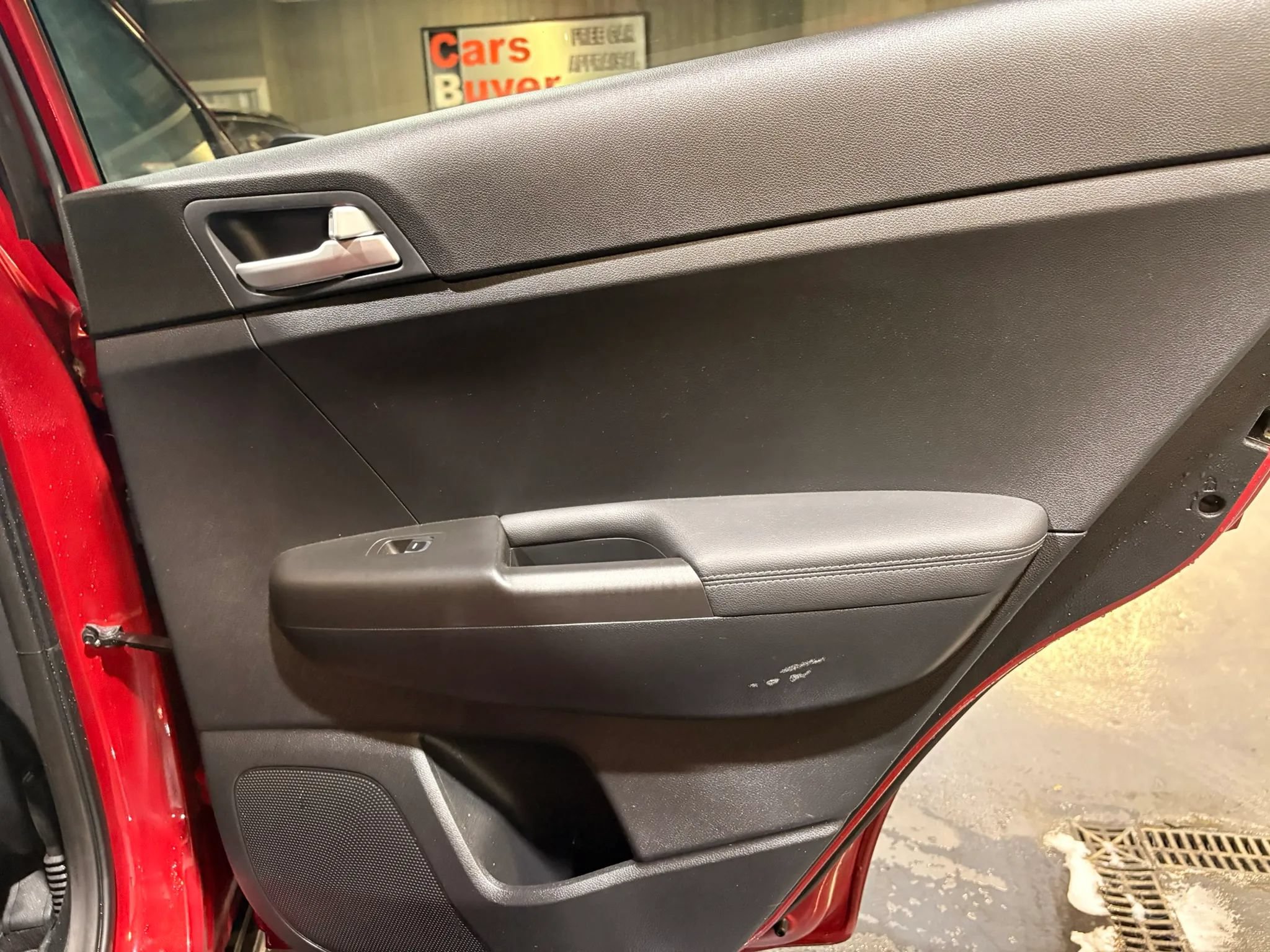 Used 2019 Kia Sportage LX AWD/4WD image 18