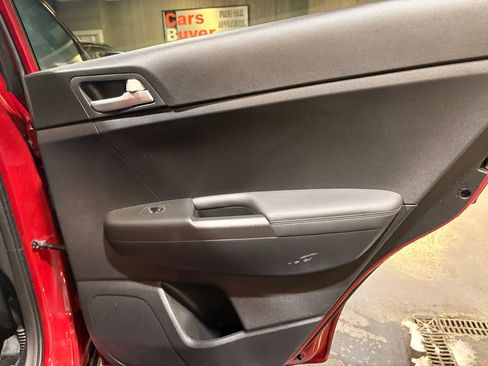 Used 2019 Kia Sportage LX AWD/4WD image 18