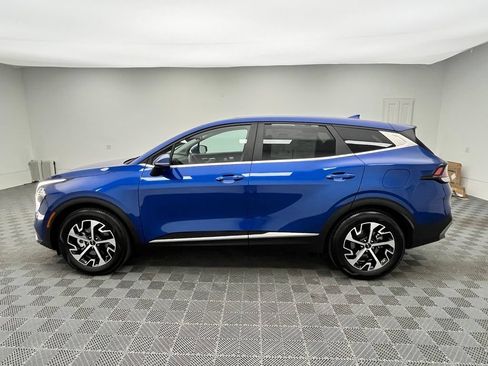 Used 2023 Kia Sportage EX FWD image 12