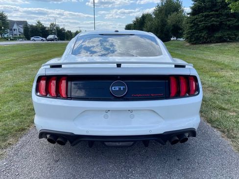 Used 2019 Ford Mustang GT Premium w/ Equipment Group 401A RWD image 4