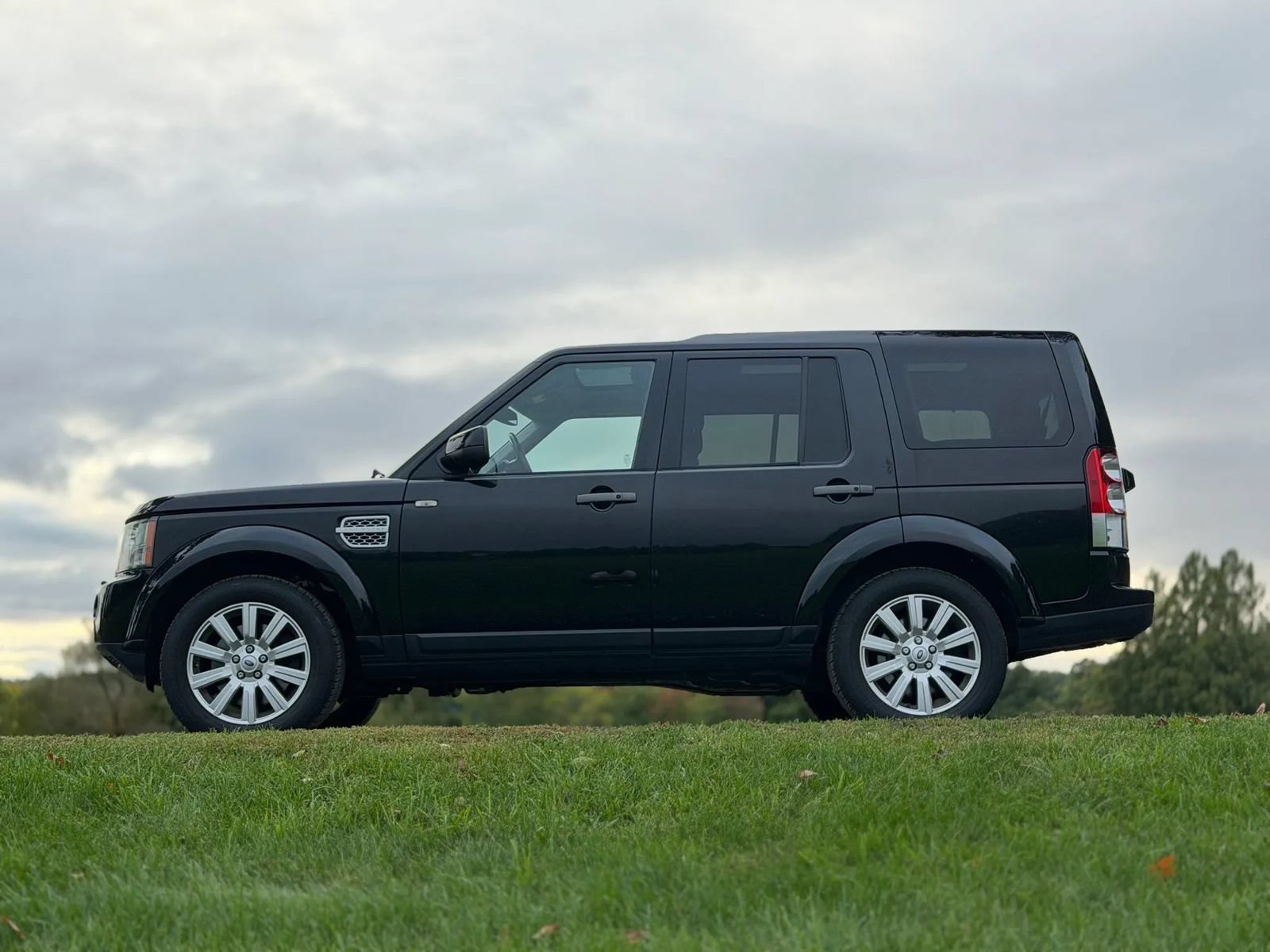 Used 2013 Land Rover LR4 HSE AWD/4WD image 28