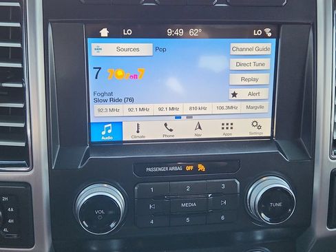 Used 2019 Ford F150 Platinum w/ Equipment Group 701A Luxury AWD/4WD image 18