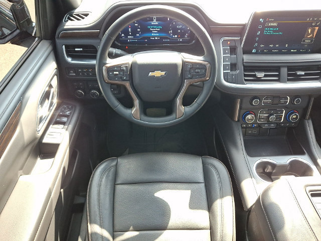 Used 2024 Chevrolet Tahoe High Country w/ Premium Package AWD/4WD image 3